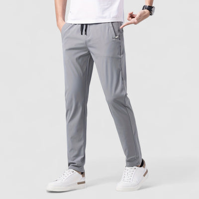 VIO | ウルトラストレッチスリムフィットパンツ