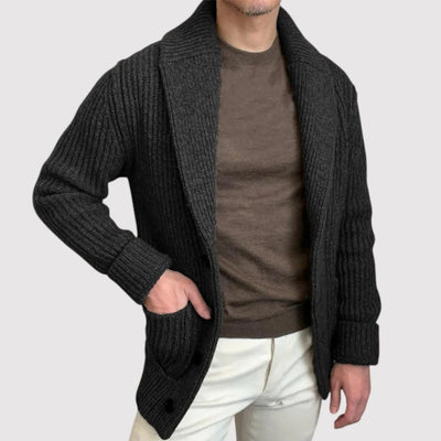 TAKAHASHI | 着心地の良い暖かいニットセーター