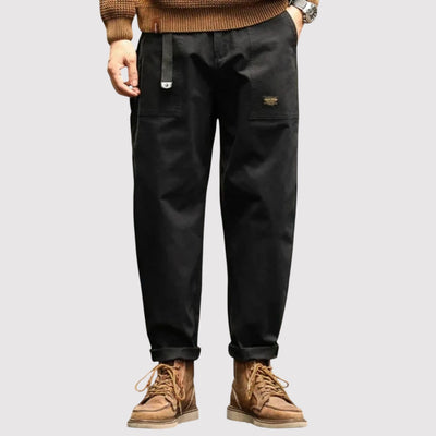 BRECKEN | スタイリッシュなカーゴパンツ